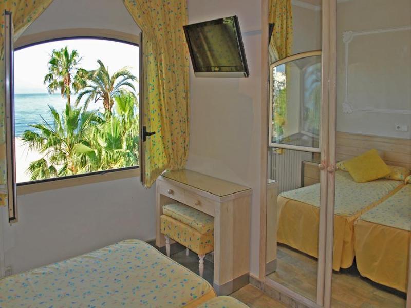 Hotel Celimar Sitges Zewnętrze zdjęcie